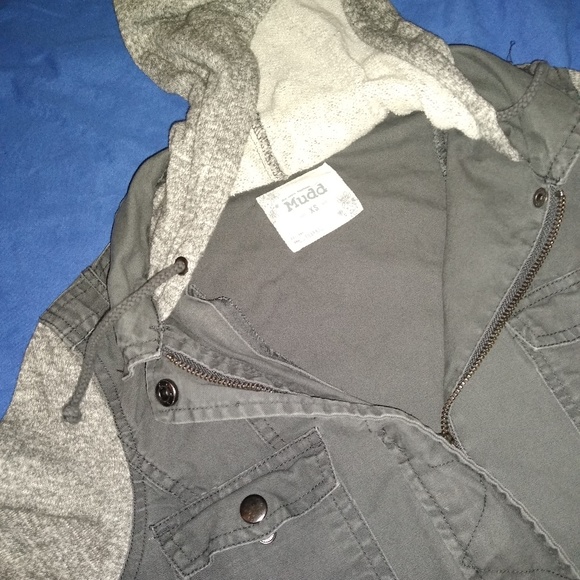 Jacket - Picture 3 of 3